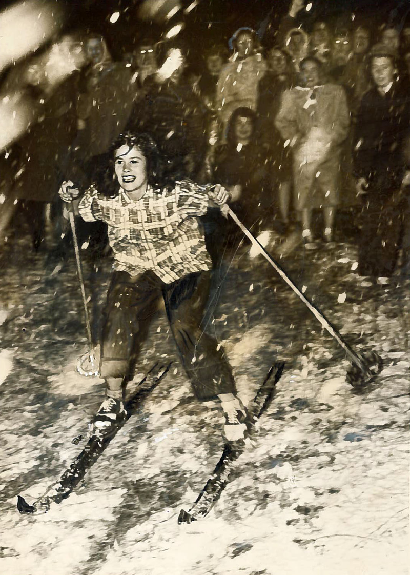 Illustration for article titled L.A. Weather Isn't Always Perfect: Snow & Hurricanes in the Southland